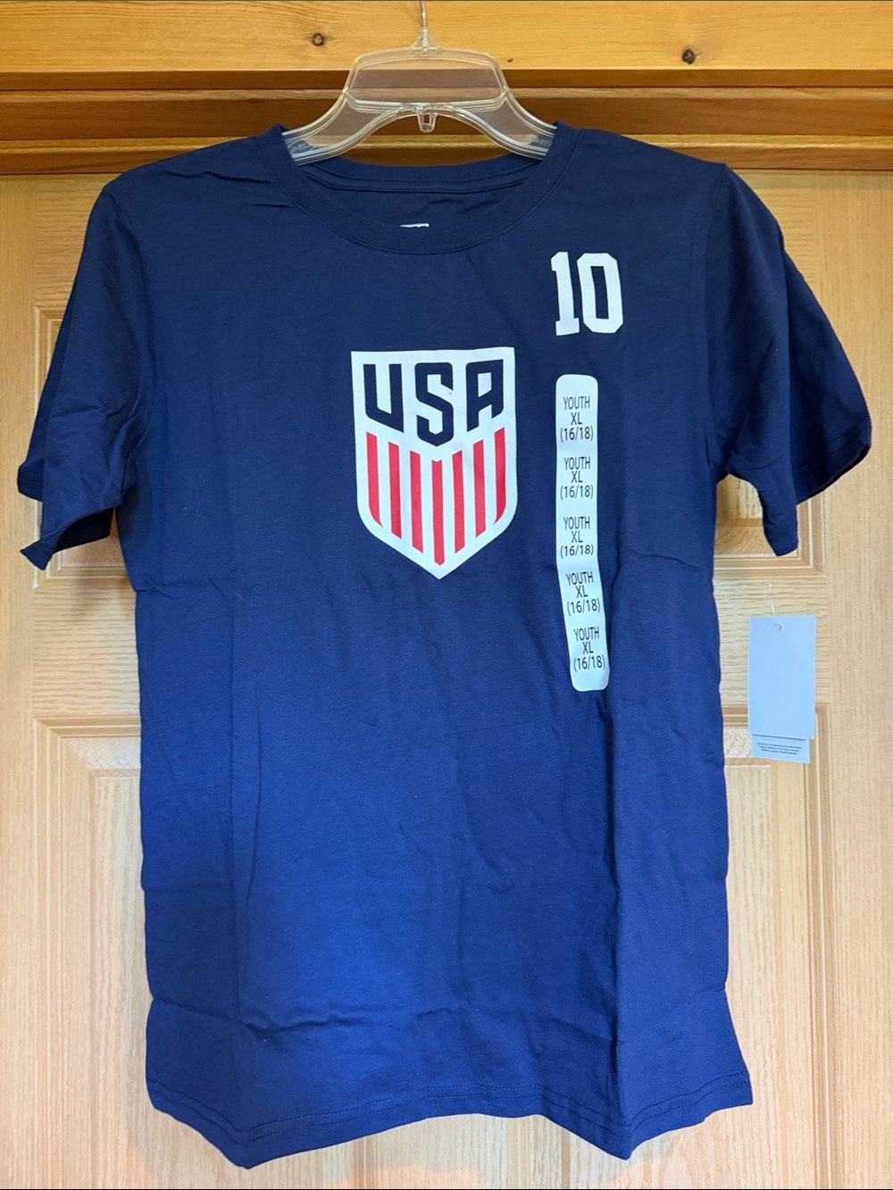 USA Soccer Graphic Youth Navy Blue Tee with Number 10 Pulisic